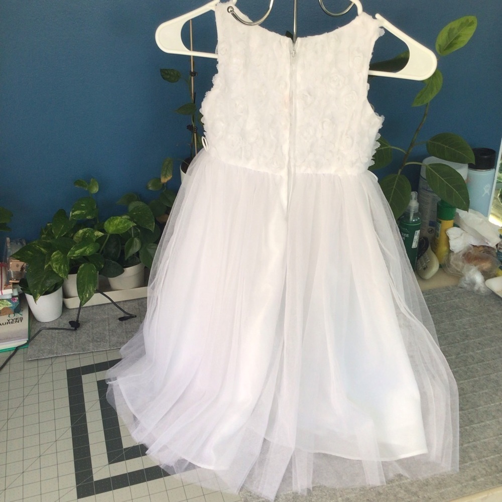 Girls Tull dress - Picture 2 of 10